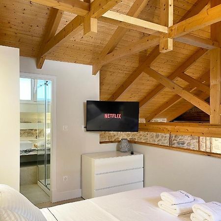 Blue Domino Luxury City Villa Patras Exterior photo
